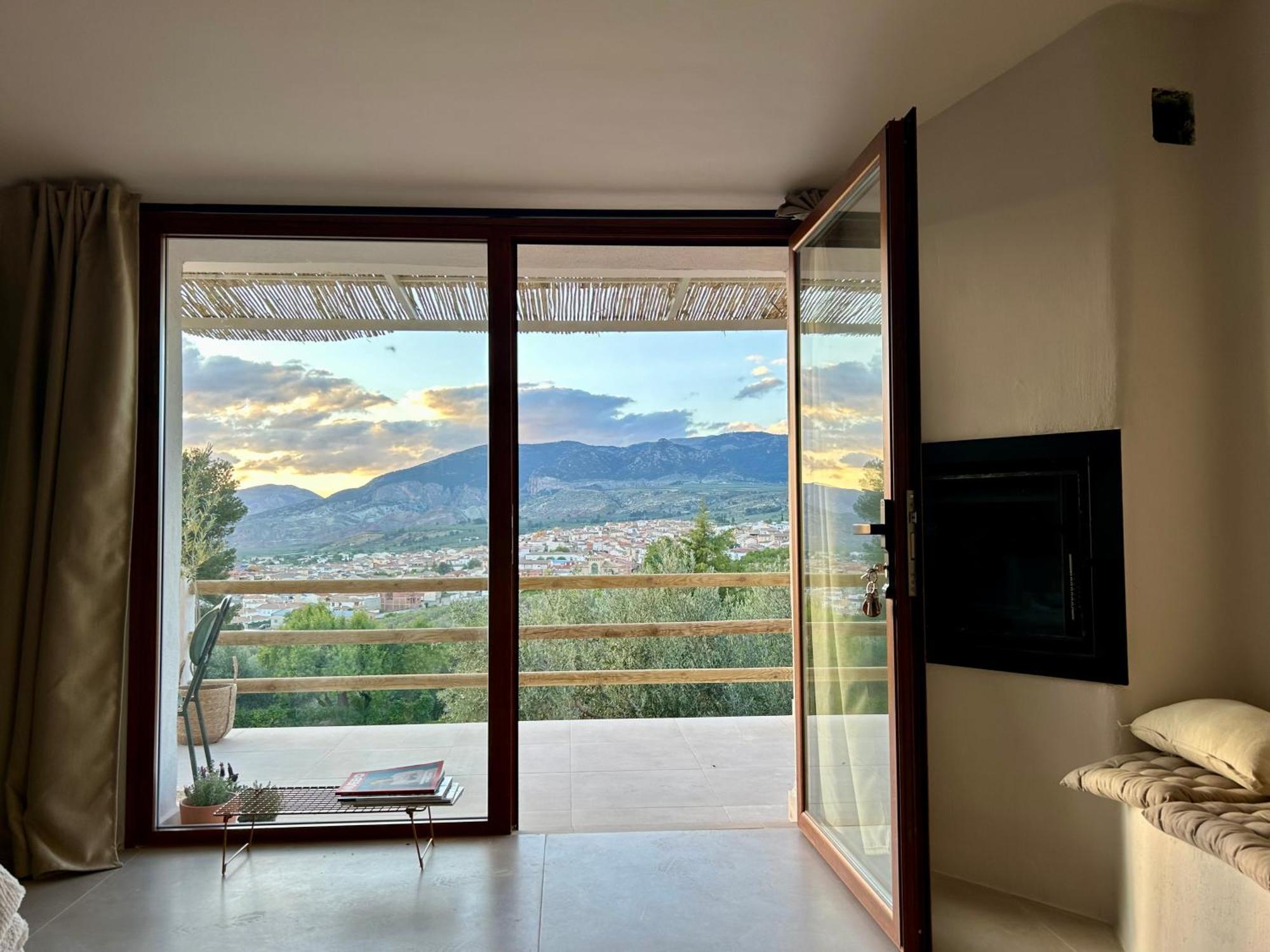 Lenta Suites Pozo Alcon Exterior photo