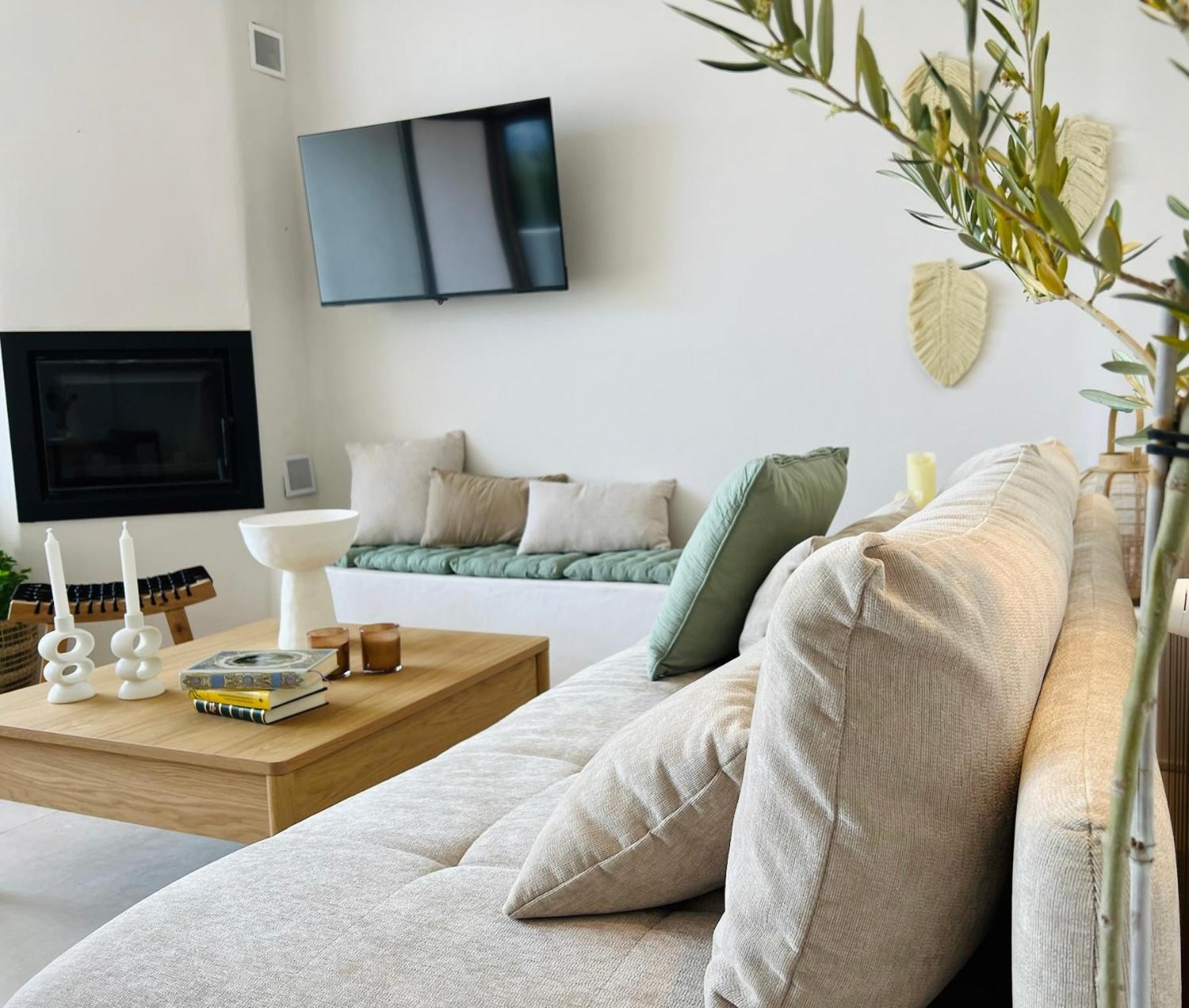 Lenta Suites Pozo Alcon Exterior photo