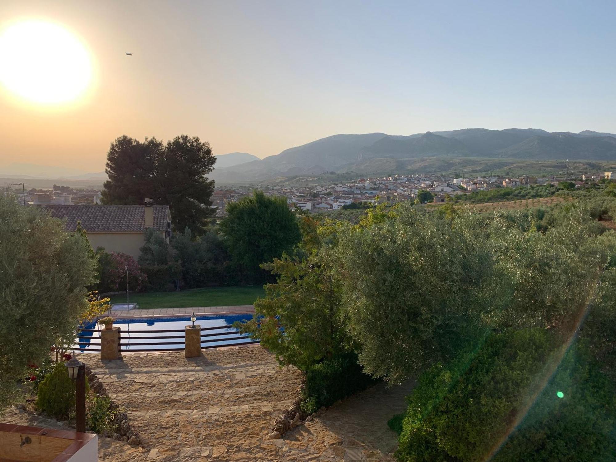 Lenta Suites Pozo Alcon Exterior photo